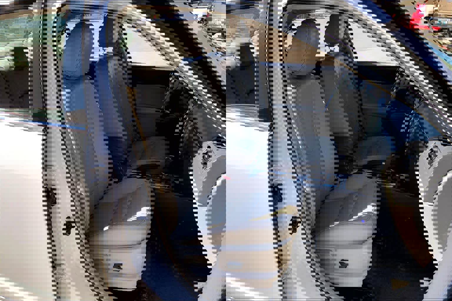 Used 2010 Ford Fusion Hybrid image 9