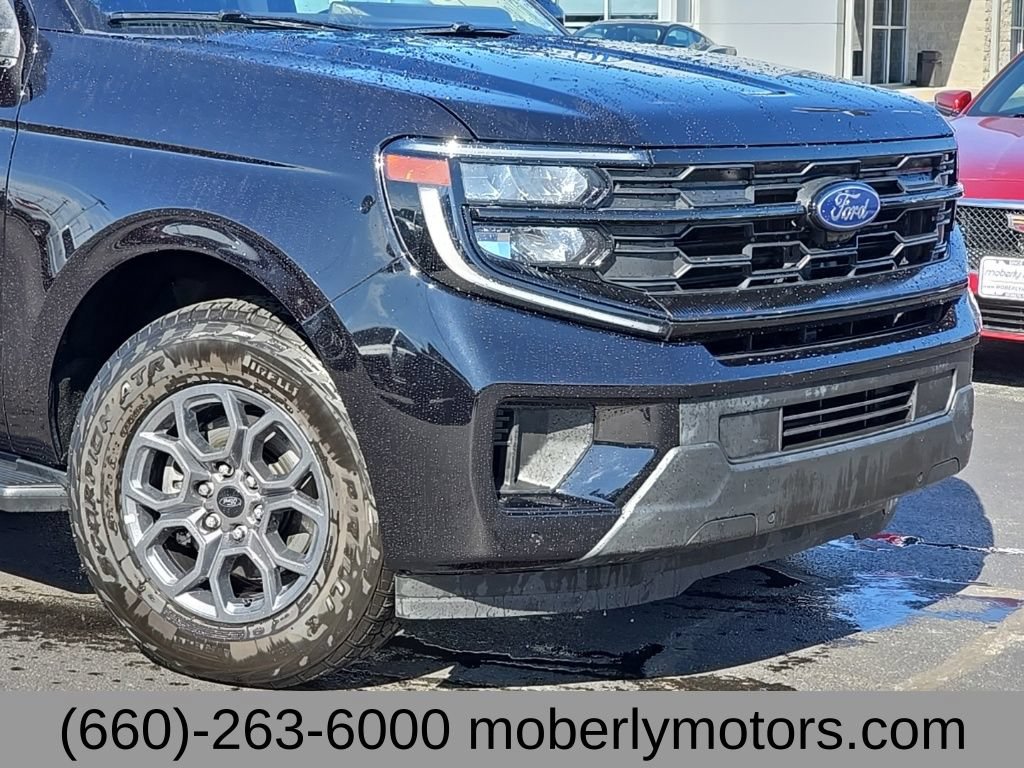 Used 2025 Ford Expedition Max Active AWD/4WD image 74
