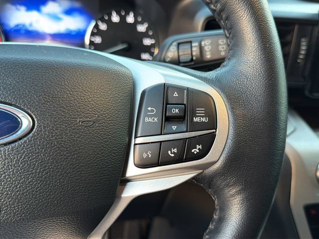 Used 2023 Ford Explorer XLT AWD/4WD image 23