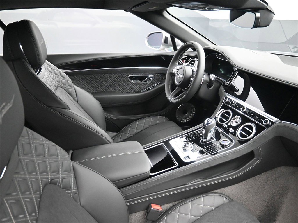 Used 2024 Bentley Continental GT Speed image 2