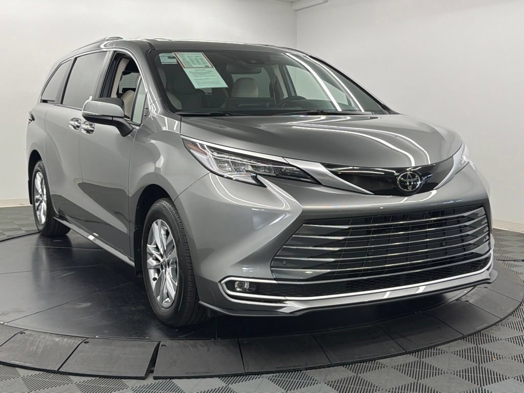 Certified 2026 Toyota Sienna Limited FWD image 8