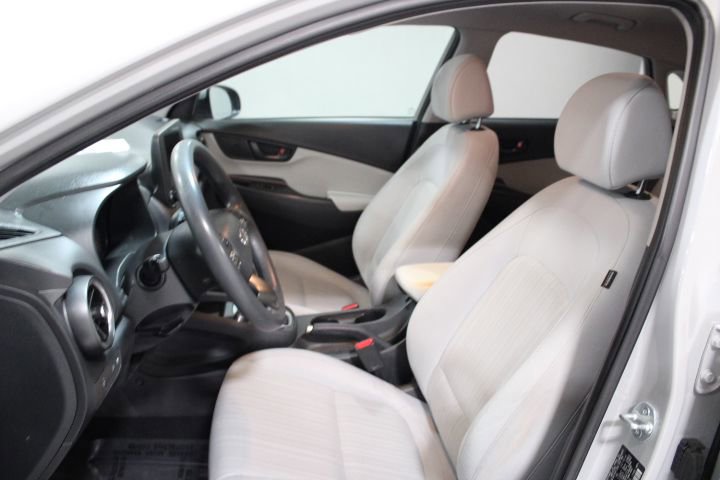 Used 2023 Hyundai Kona SEL image 17