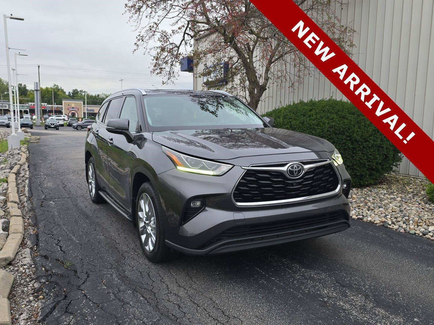 Used 2020 Toyota Highlander Limited