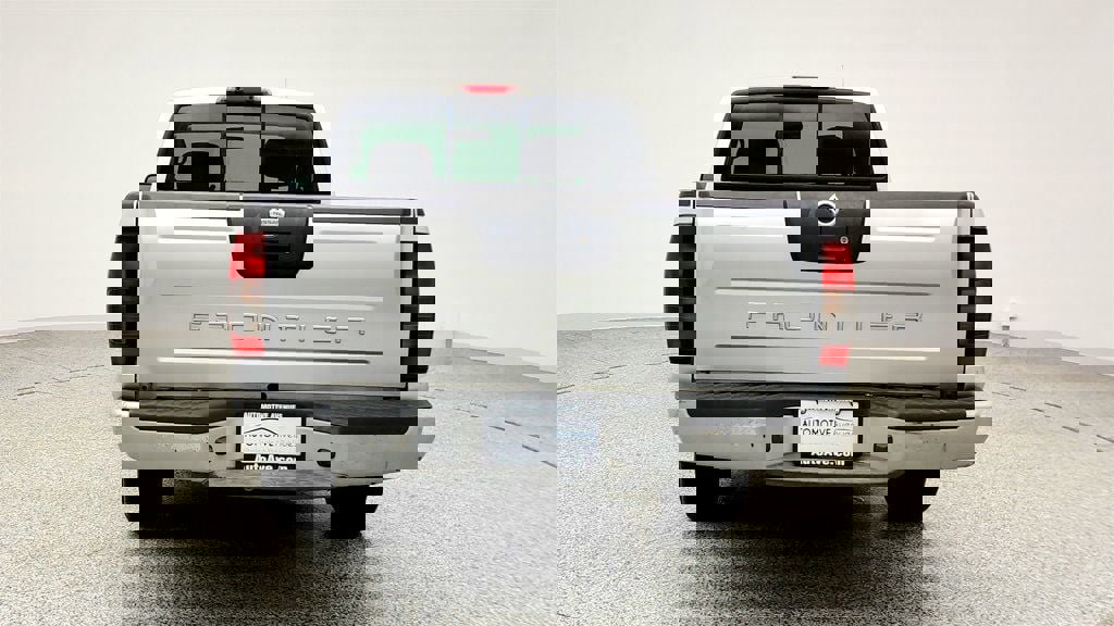 Used 2004 Nissan Frontier XE w/ (VTP) Value Truck Pkg image 6