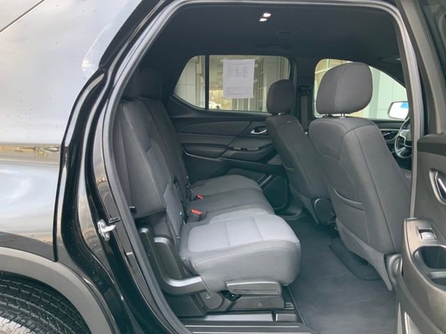 Used 2023 Chevrolet Traverse LT image 19