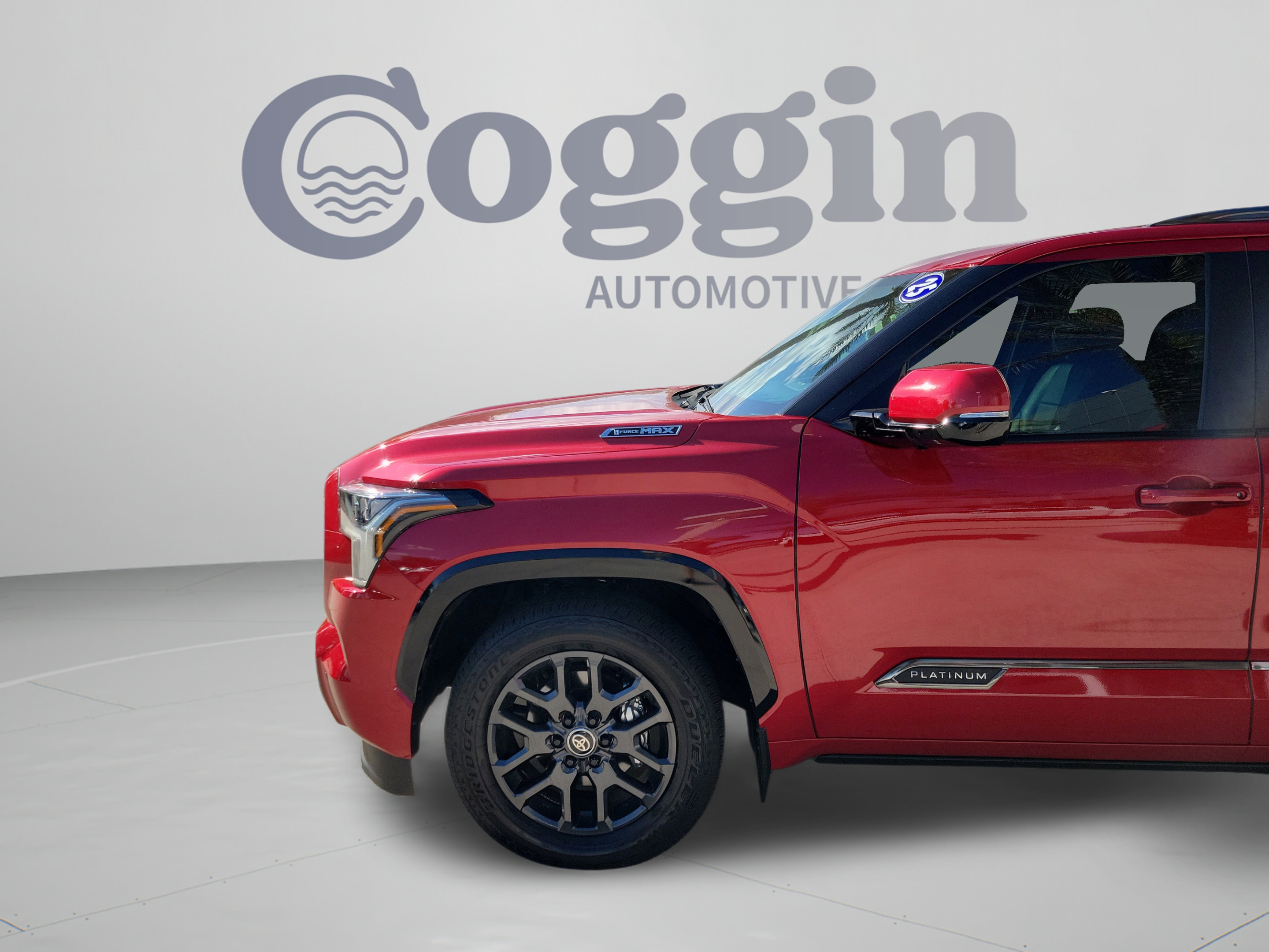 Certified 2025 Toyota Sequoia Platinum AWD/4WD image 32