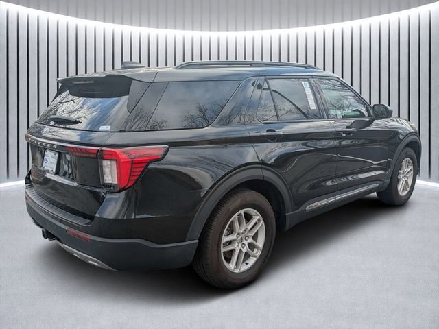 New 2025 Ford Explorer Active w/ Active Comfort Package image 3