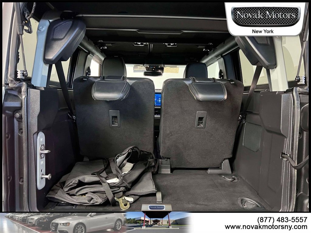 Used 2022 Ford Bronco Badlands image 12