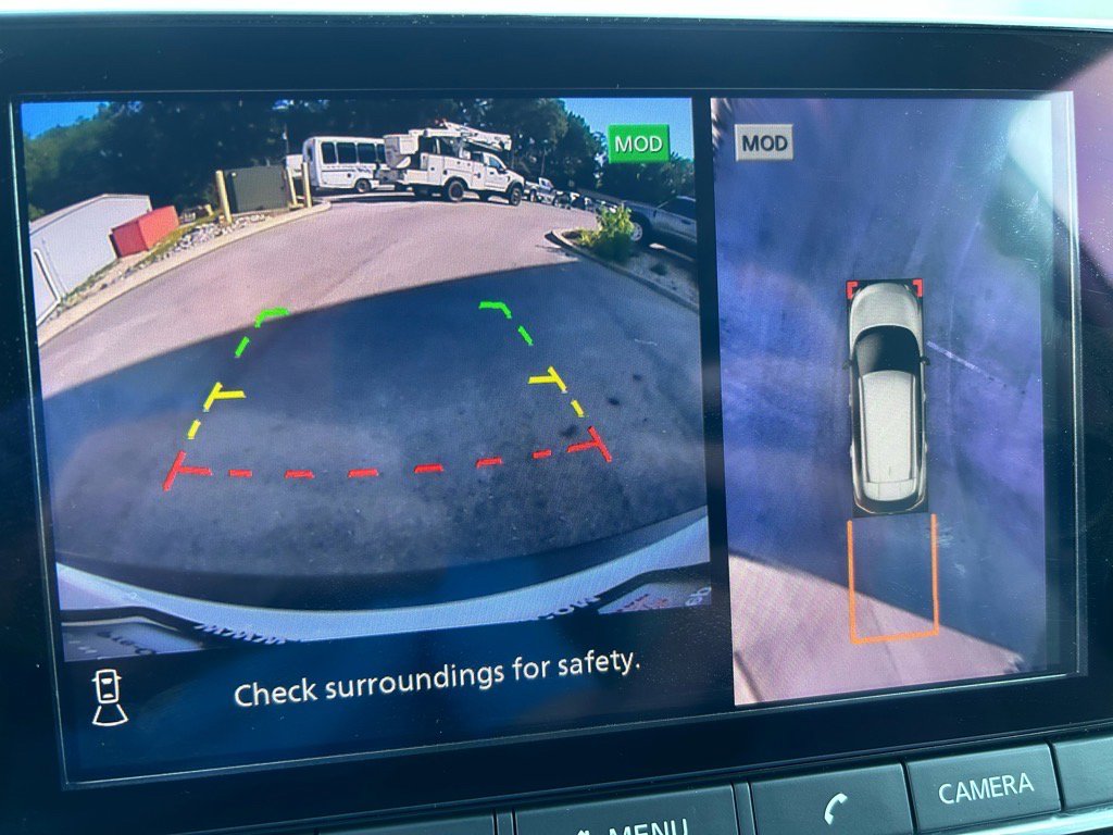 Used 2023 Nissan Rogue SL image 27