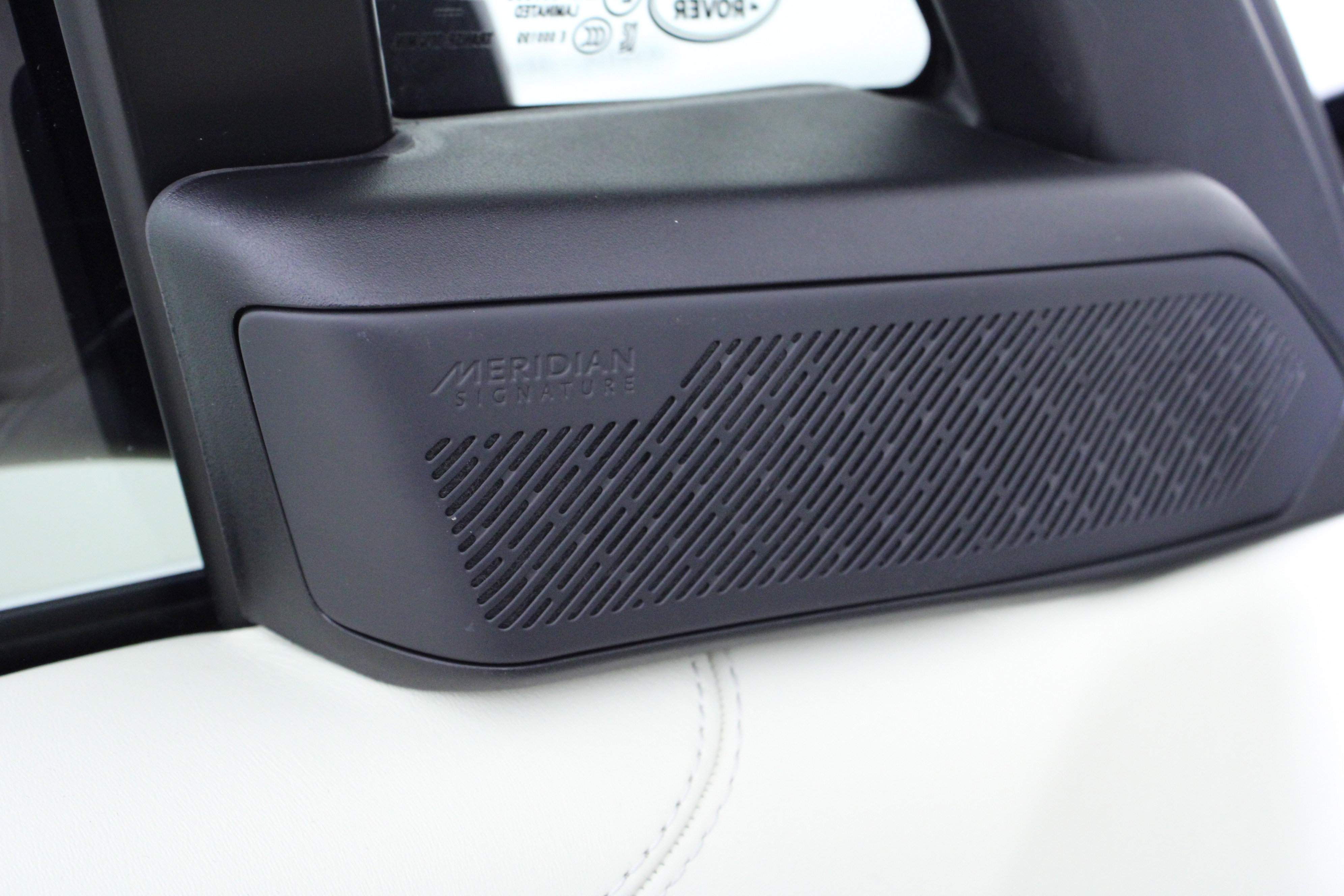 Used 2025 Land Rover Range Rover Autobiography image 22