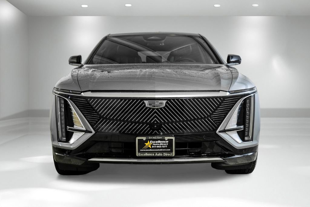Used 2024 Cadillac Lyriq Luxury w/ LPO, Floor Liner Package image 7