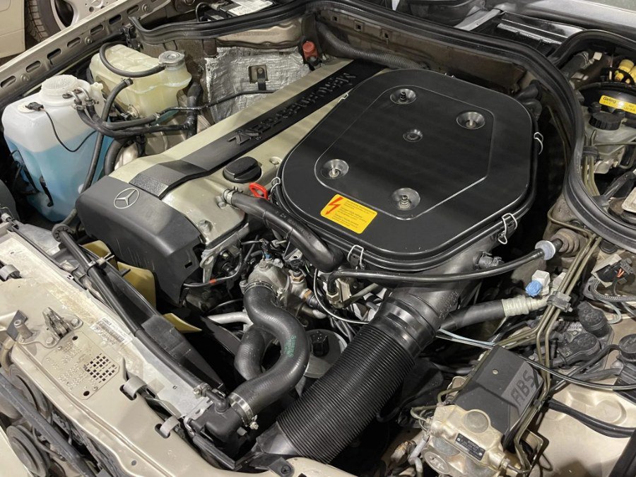 Used 1990 Mercedes-Benz 300 CE Coupe image 33