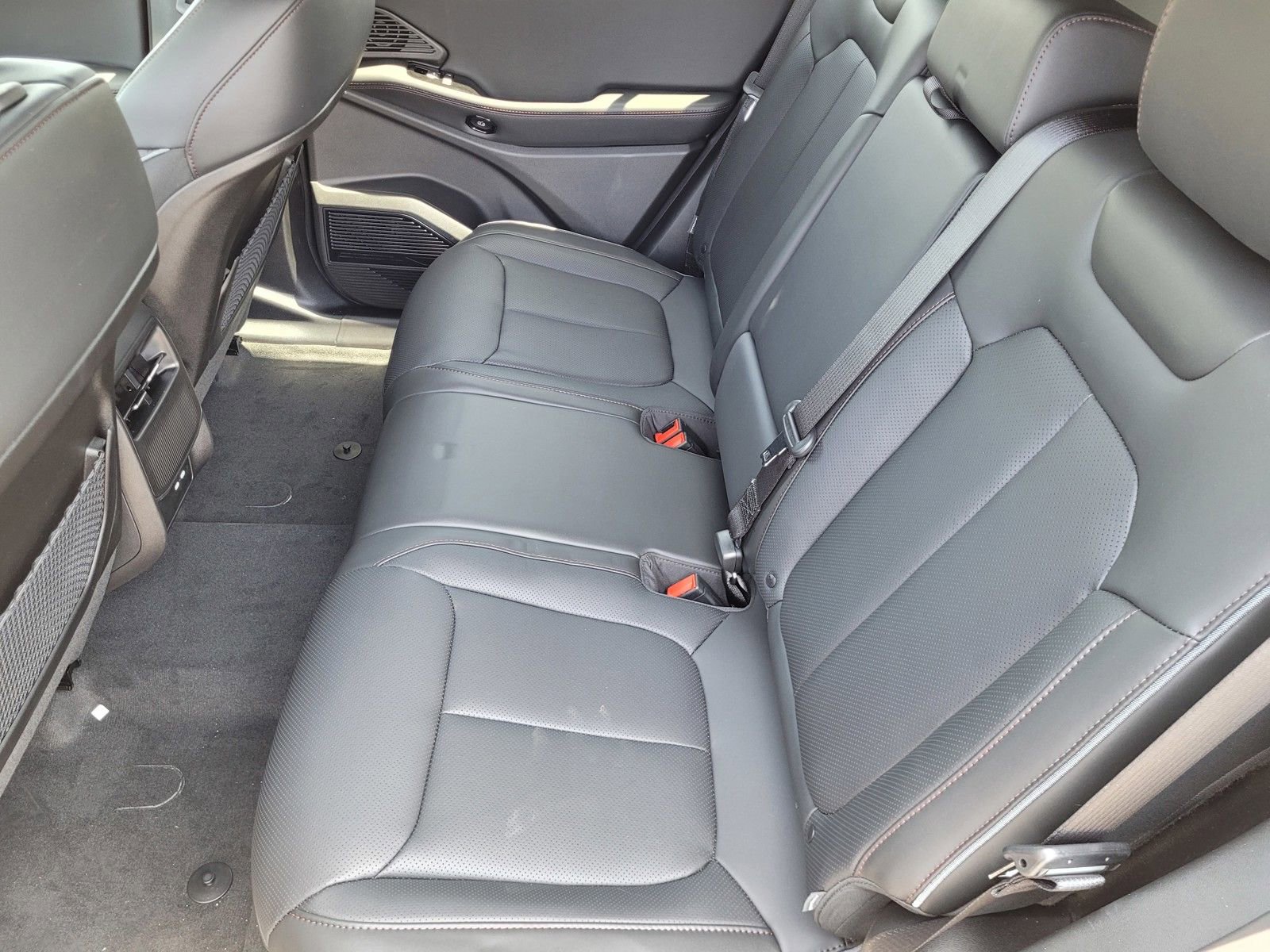 New 2025 Jeep Wagoneer Limited image 7