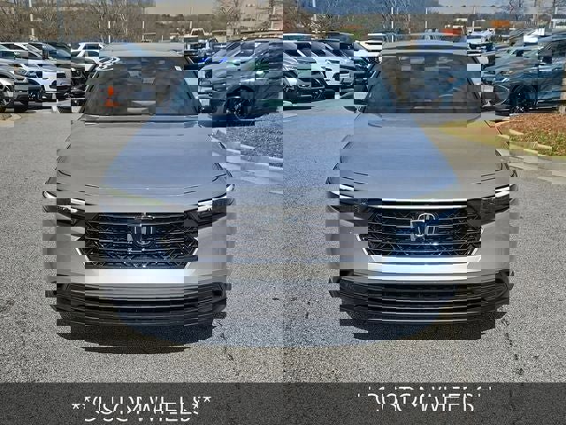 Certified 2025 Honda Accord Sport image 10