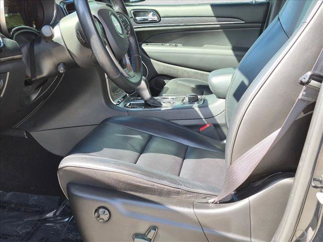 Used 2020 Jeep Grand Cherokee High Altitude AWD/4WD image 16