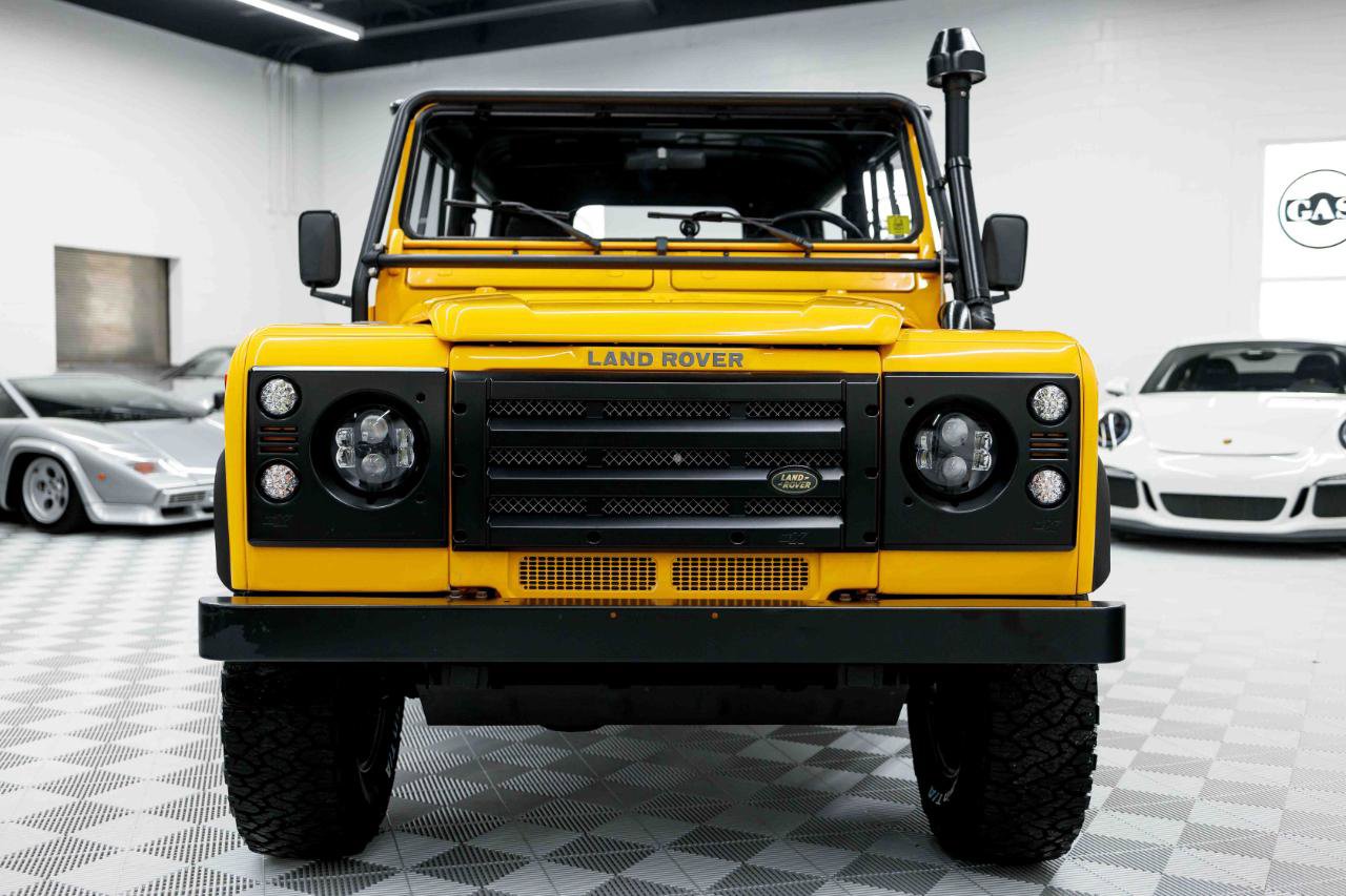 Used 1997 Land Rover Defender 90 AWD/4WD image 4