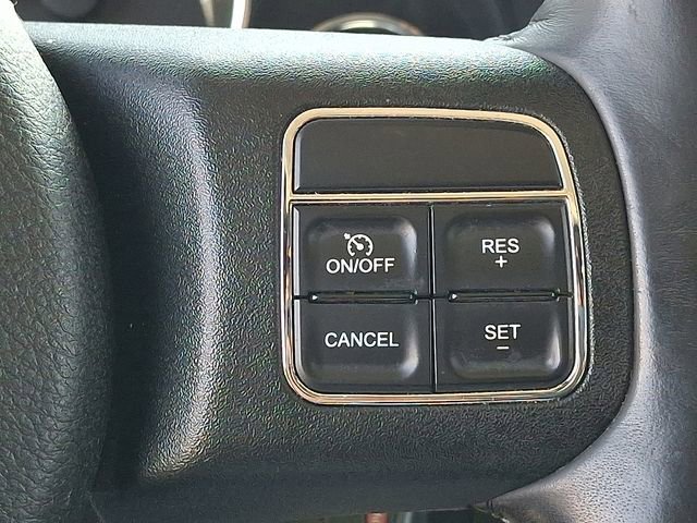 Used 2015 Jeep Wrangler Rubicon w/ Power Convenience Group image 16