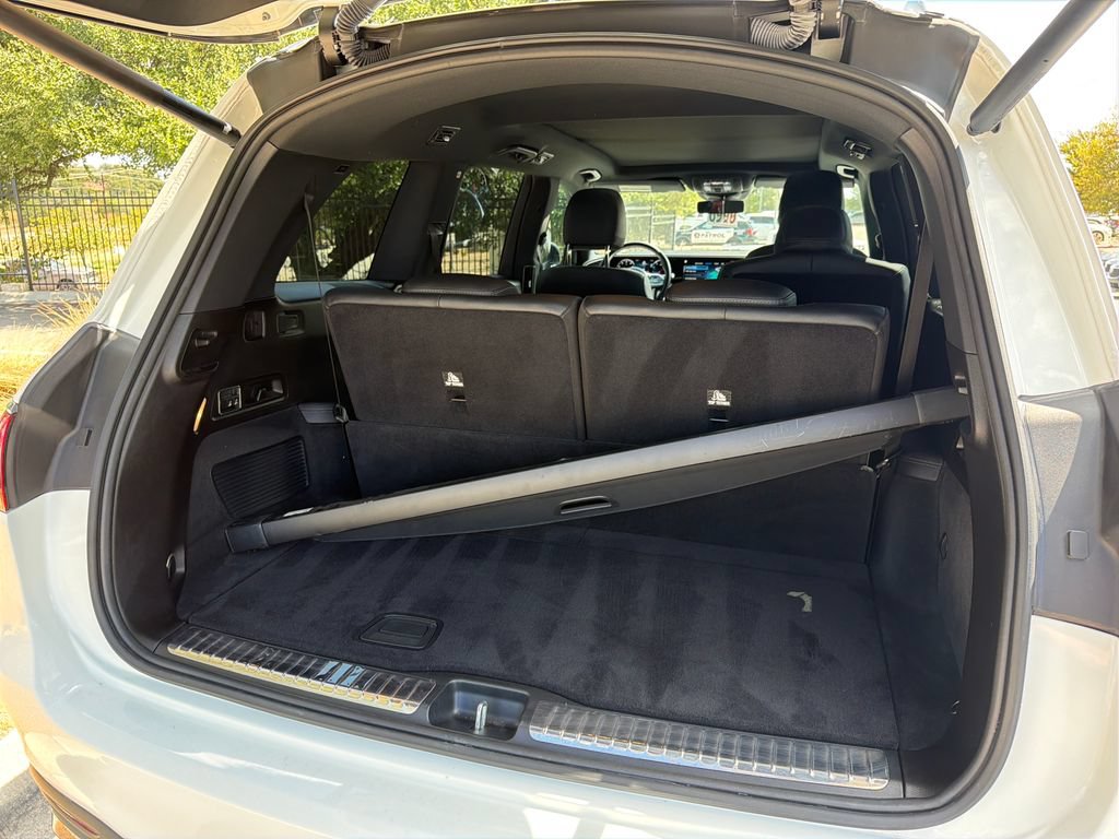 Used 2023 Mercedes-Benz GLS 450 4MATIC image 45