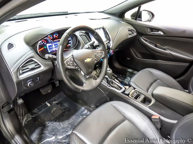Used 2018 Chevrolet Cruze Premier image 10