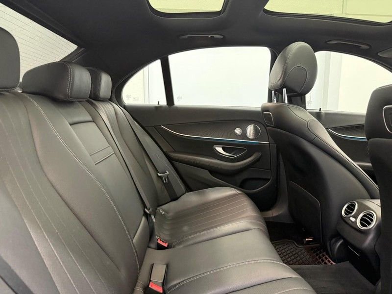 Used 2018 Mercedes-Benz E 300 4MATIC image 8