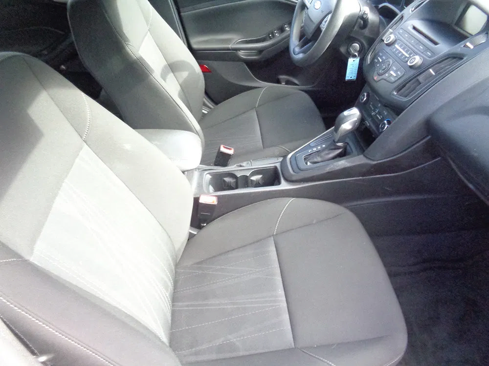 Used 2015 Ford Focus SE FWD image 13
