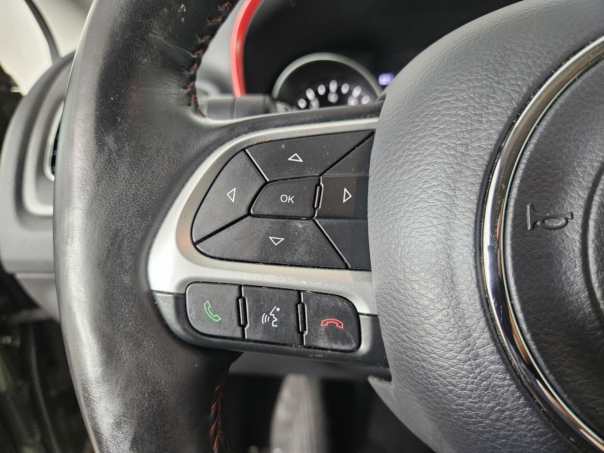 Used 2019 Jeep Compass Trailhawk w/ Cold Weather Group image 25