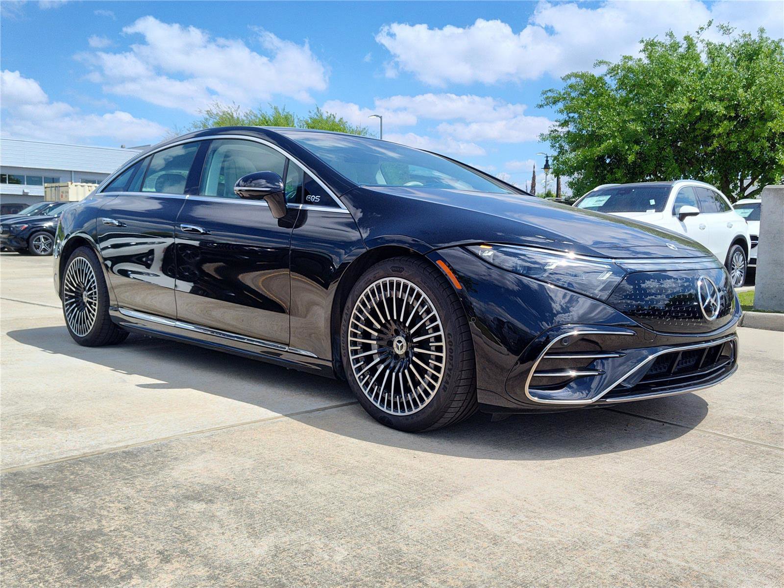 Certified 2022 Mercedes-Benz EQS 580 4MATIC Sedan image 8