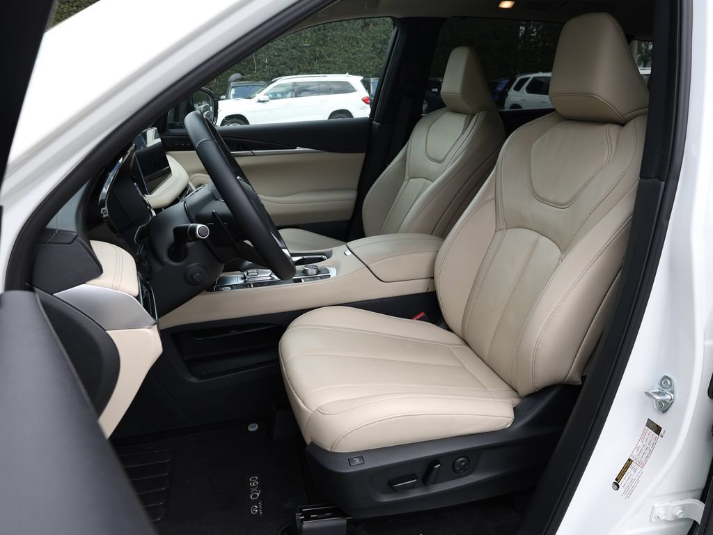 Certified 2025 INFINITI QX60 Sensory w/ Vision Package AWD/4WD image 17