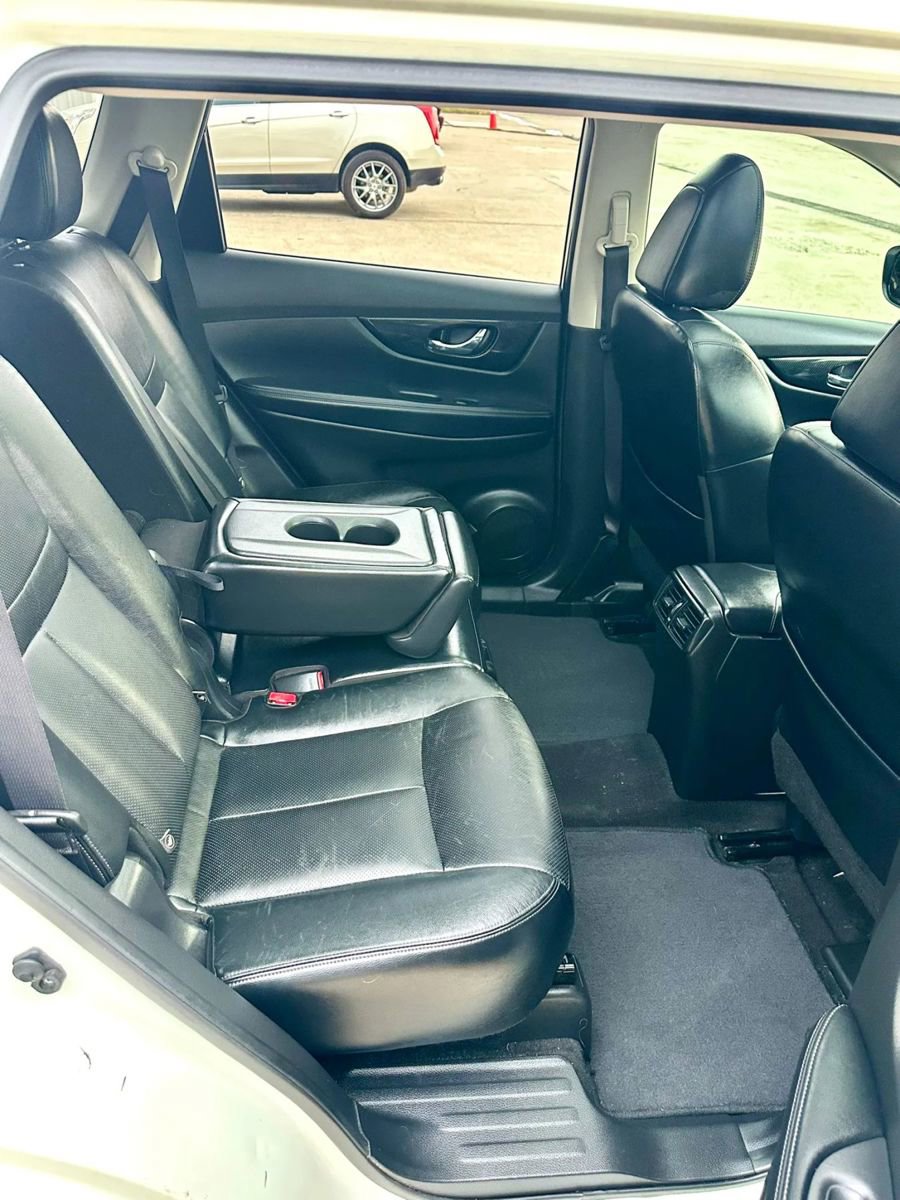 Used 2017 Nissan Rogue SL w/ SL Premium Package FWD image 17
