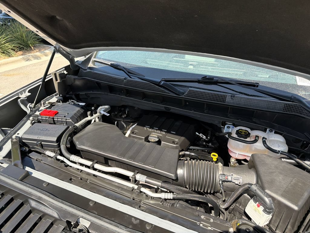 Used 2025 Chevrolet Silverado 1500 Custom w/ Turbomax Blackout Package RWD image 20