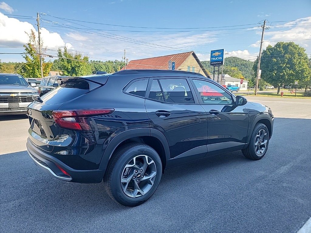 New 2026 Chevrolet Trax LT w/ LT Convenience Package image 5