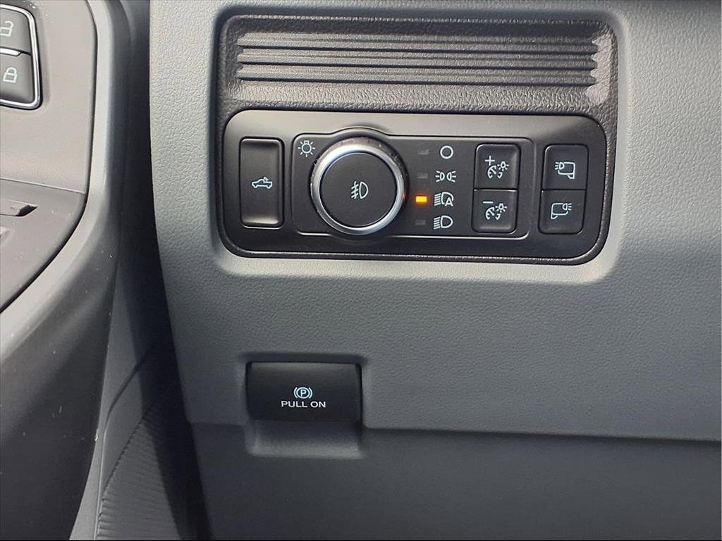 New 2026 Ford F250 XLT w/ FX4 Off-Road Package image 9