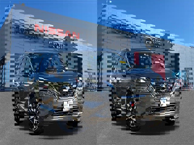 Used 2023 Nissan Rogue SL w/ SL Premium Package