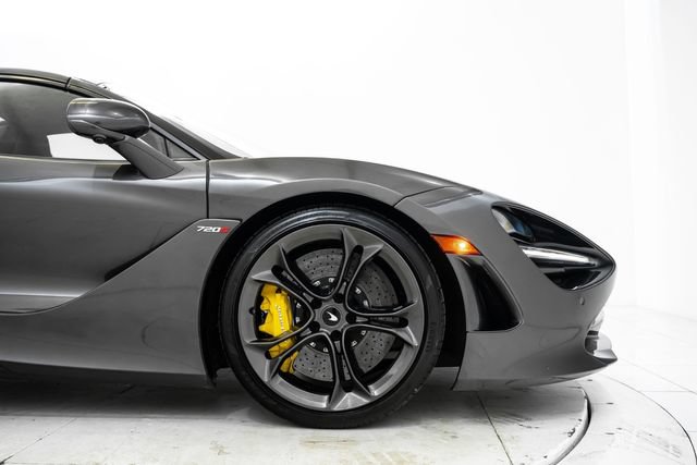 Used 2020 McLaren 720S Spider RWD image 16