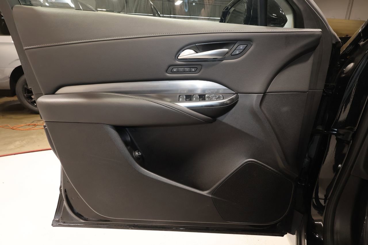 Certified 2025 Cadillac XT4 Premium Luxury image 21