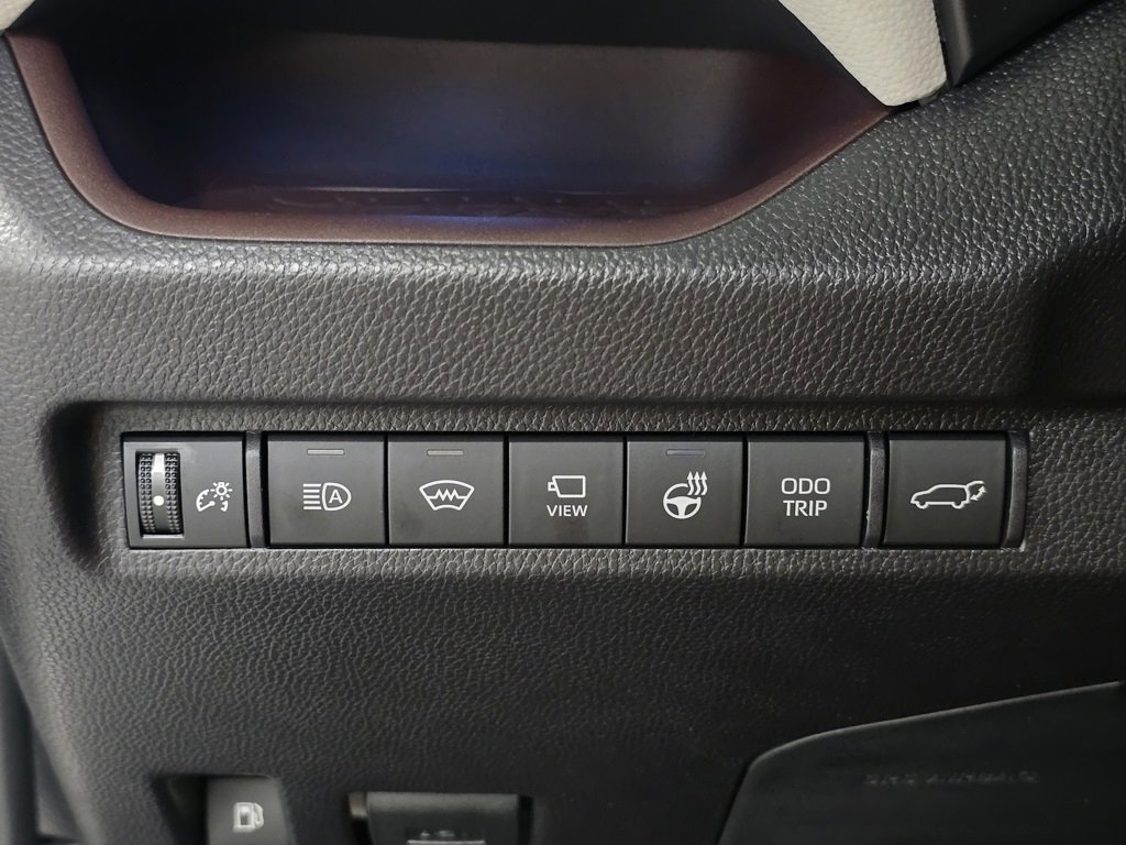 New 2025 Toyota RAV4 Limited image 11