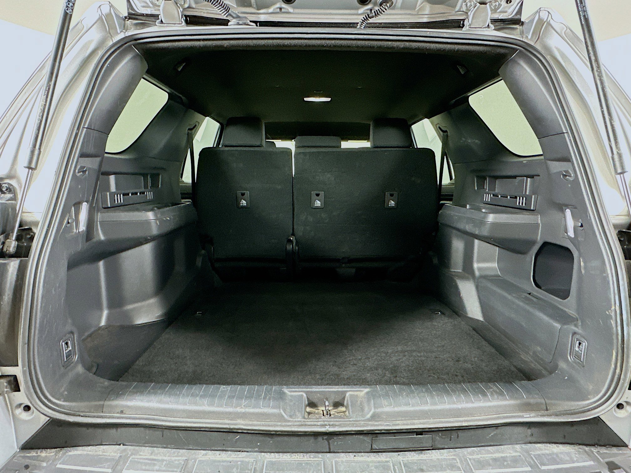 Used 2025 Toyota 4Runner SR5 image 27