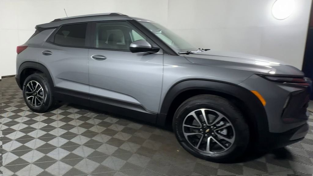 New 2026 Chevrolet TrailBlazer LT w/ Convenience Package image 3