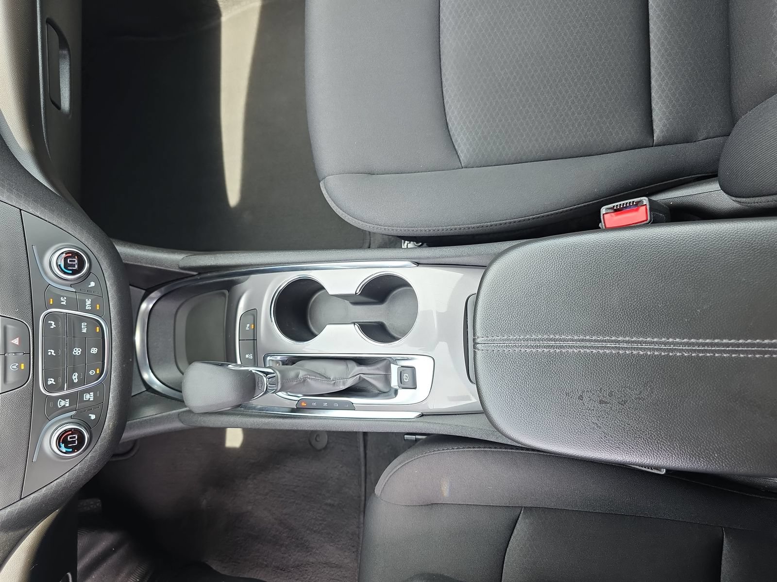 Used 2024 Chevrolet Malibu LT FWD image 24
