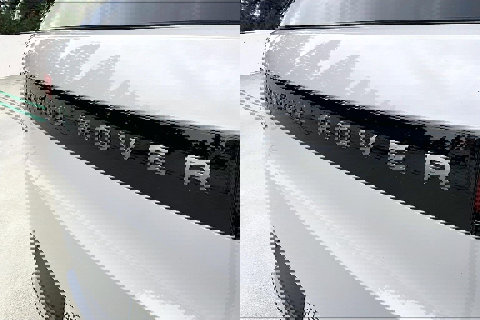 Used 2025 Land Rover Range Rover Sport image 7