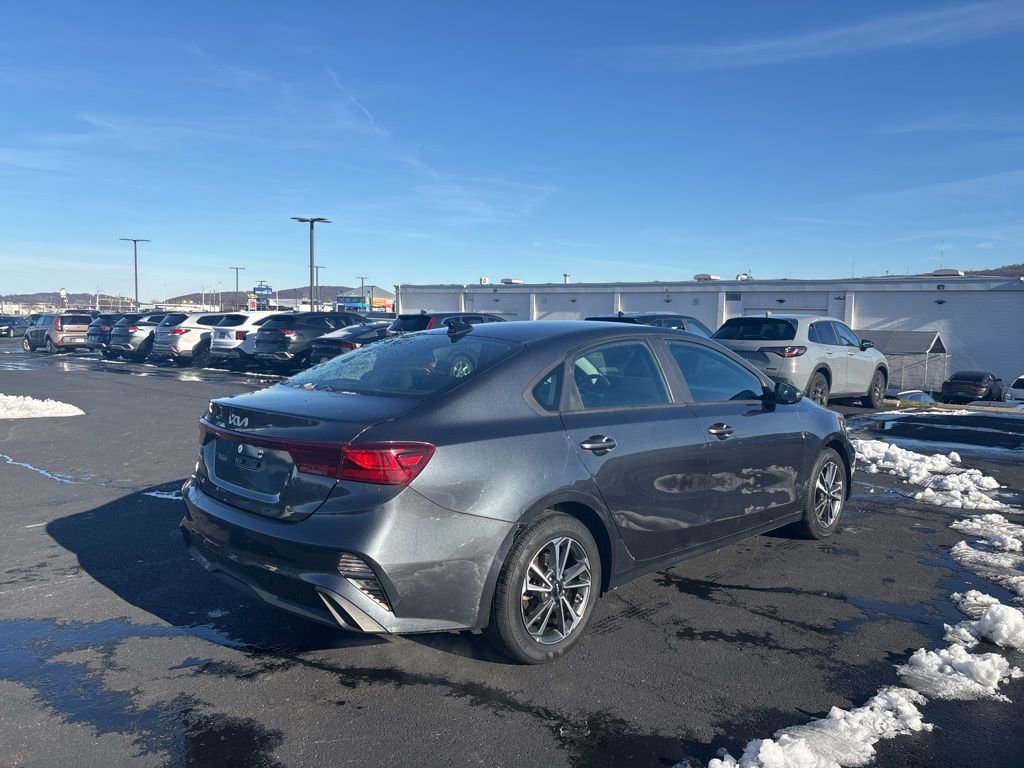 Certified 2023 Kia Forte LXS image 2