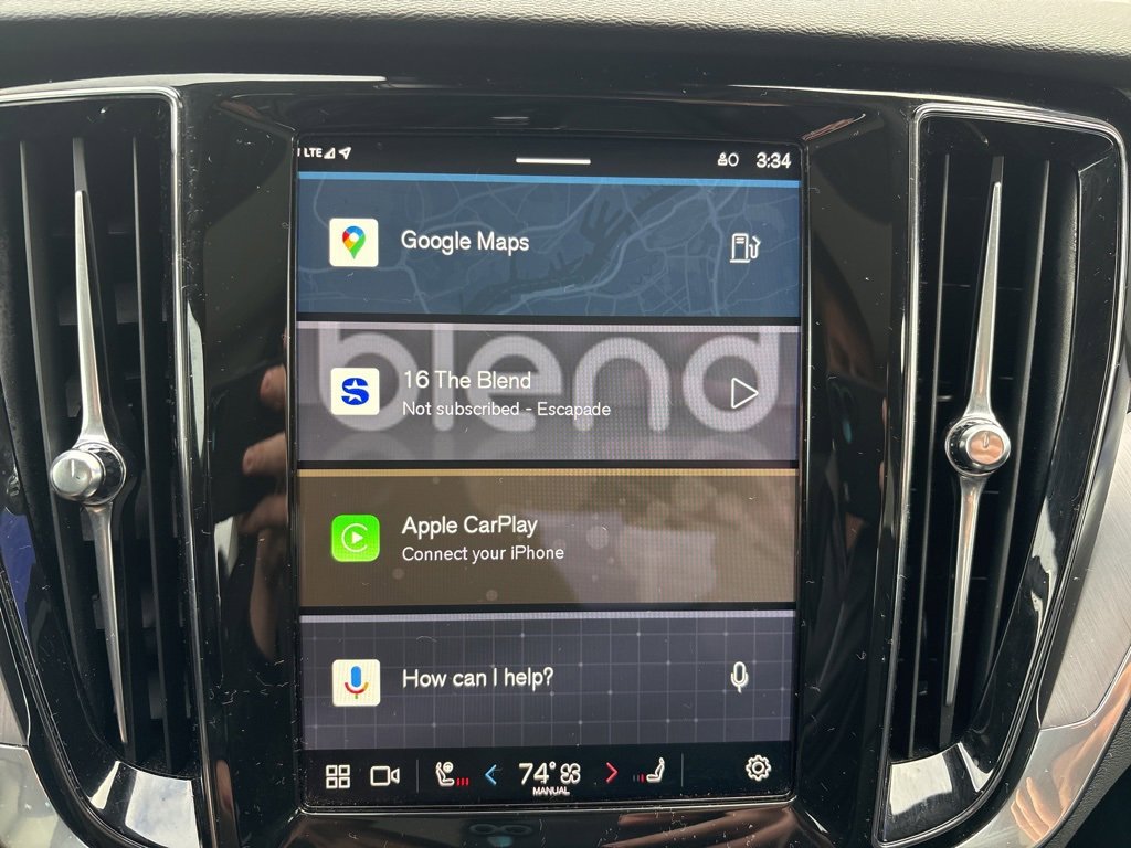 Certified 2025 Volvo S60 B5 Core image 23