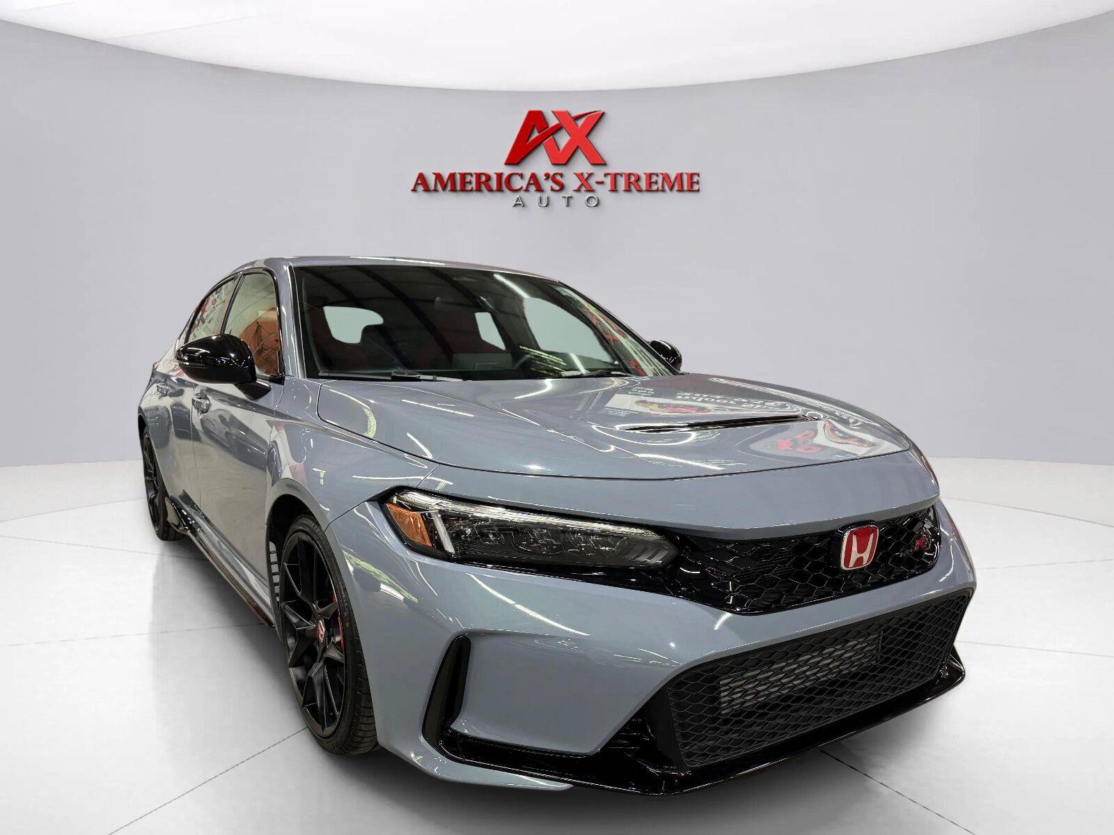 Used 2024 Honda Civic Type R image 6