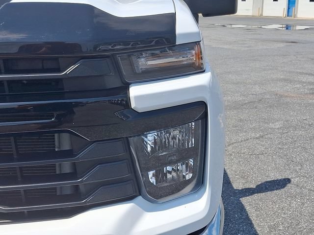 Certified 2024 Chevrolet Silverado 2500 W/T w/ WT Convenience Package AWD/4WD image 9