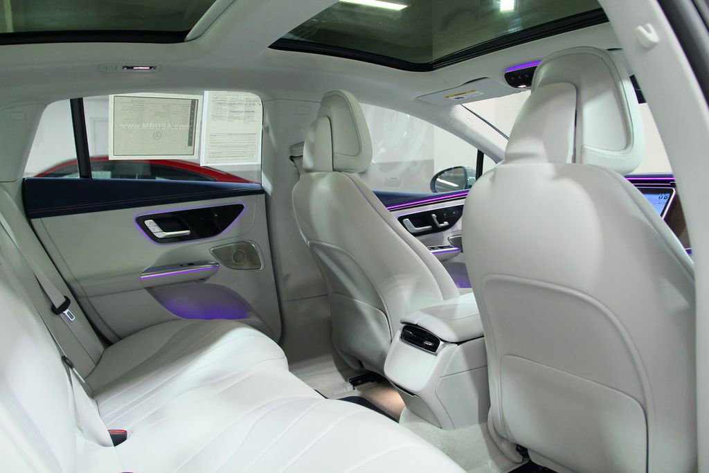 Used 2023 Mercedes-Benz EQE 350+ 4MATIC Sedan image 25