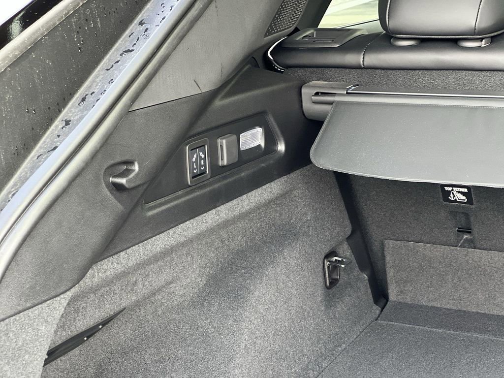 New 2026 Cadillac Lyriq V image 33