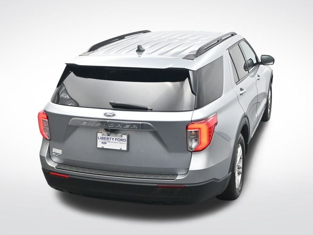 Used 2024 Ford Explorer XLT image 29