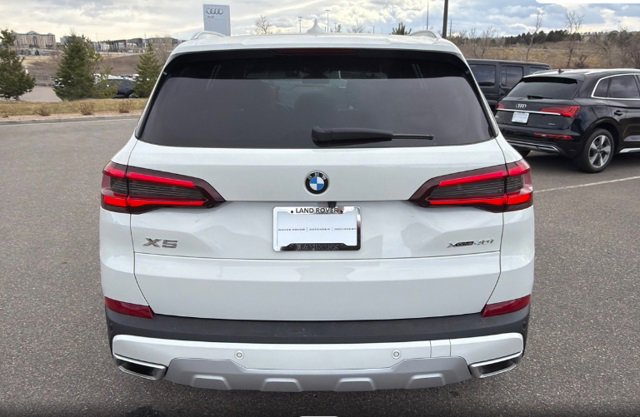 Used 2023 BMW X5 xDrive40i w/ Premium Package image 5