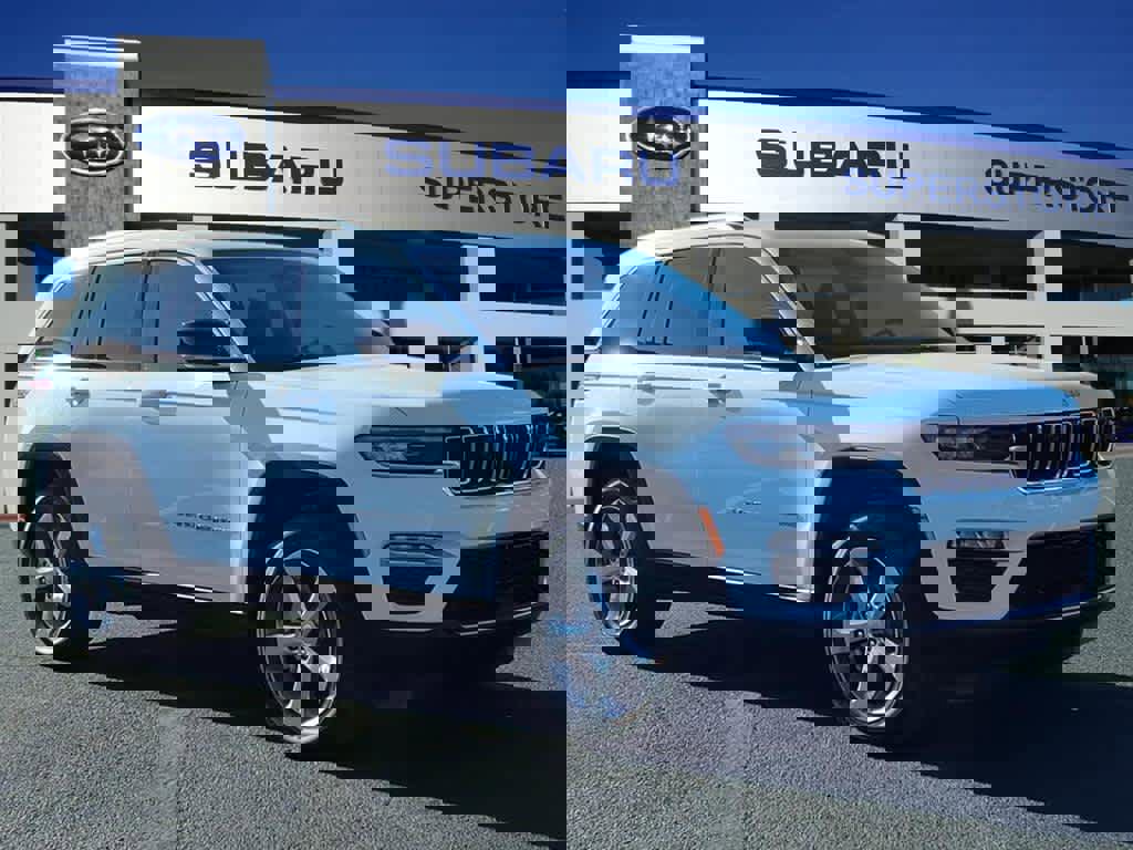 Used 2022 Jeep Grand Cherokee Limited w/ Trailer Tow Prep Group (B)