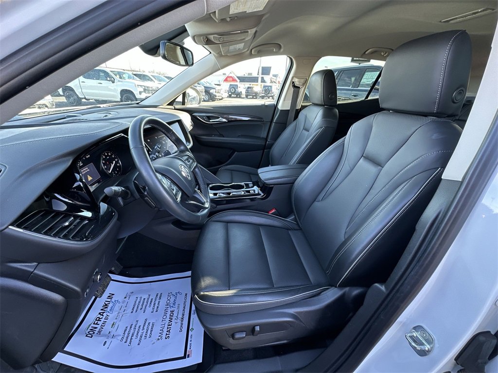 Used 2023 Buick Envision Essence image 11